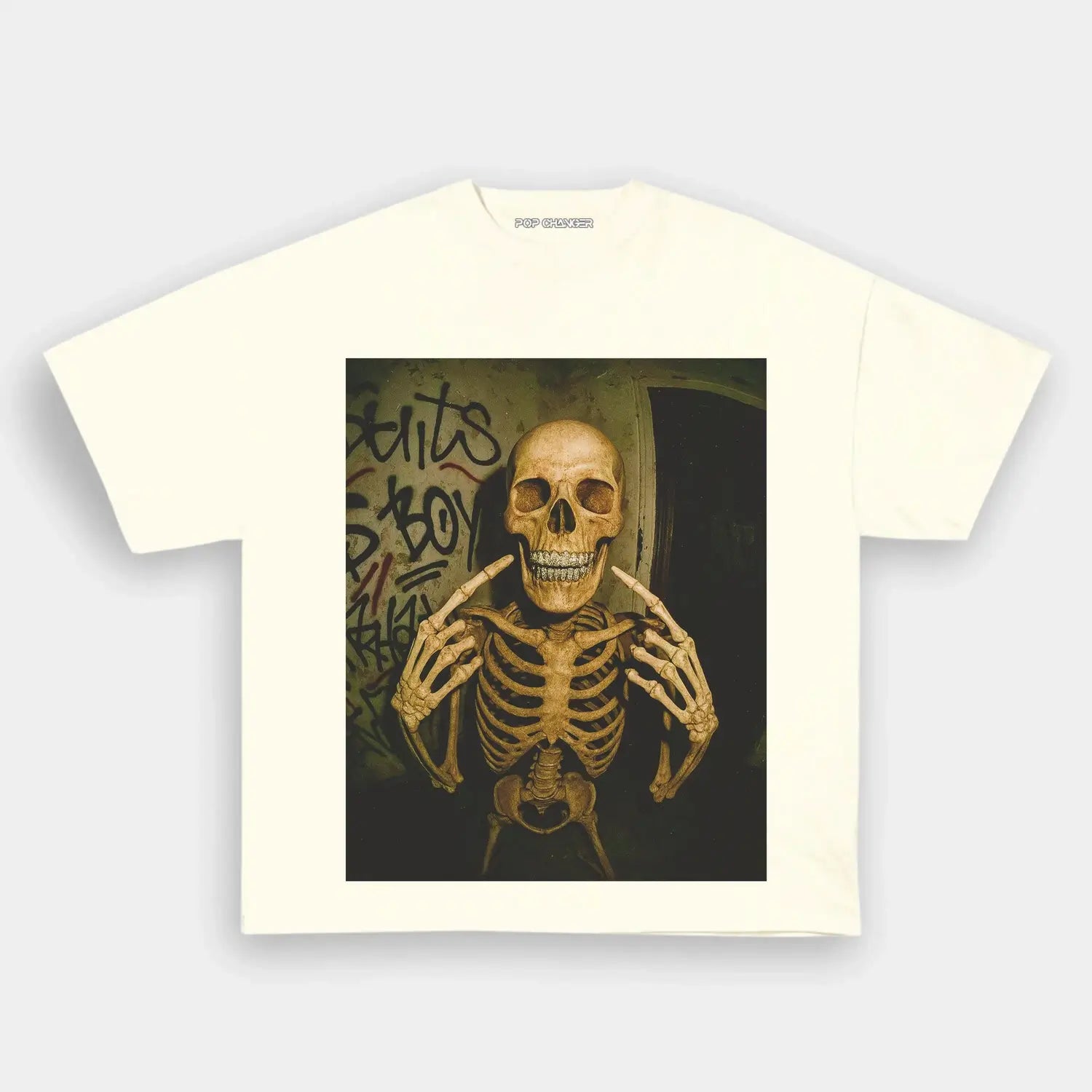 Skeleton Shining Teeth