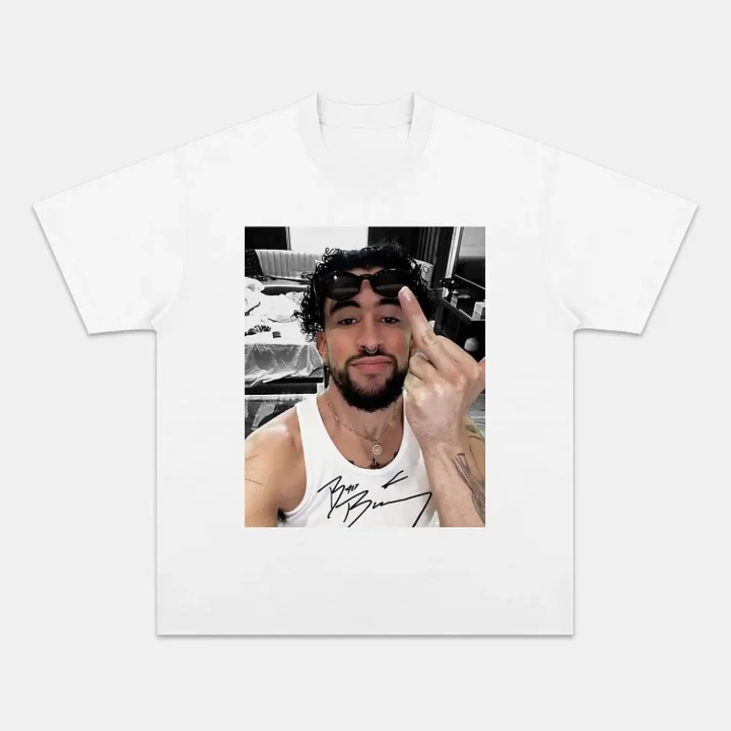 BAD BUNNY 2025 10.31 TEE