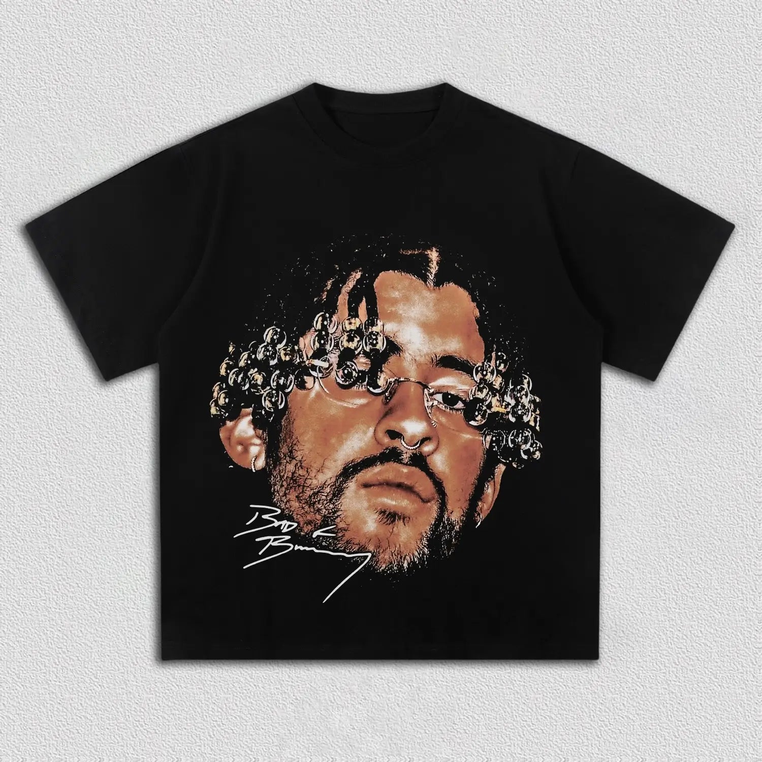 BLACK T-SHIRT