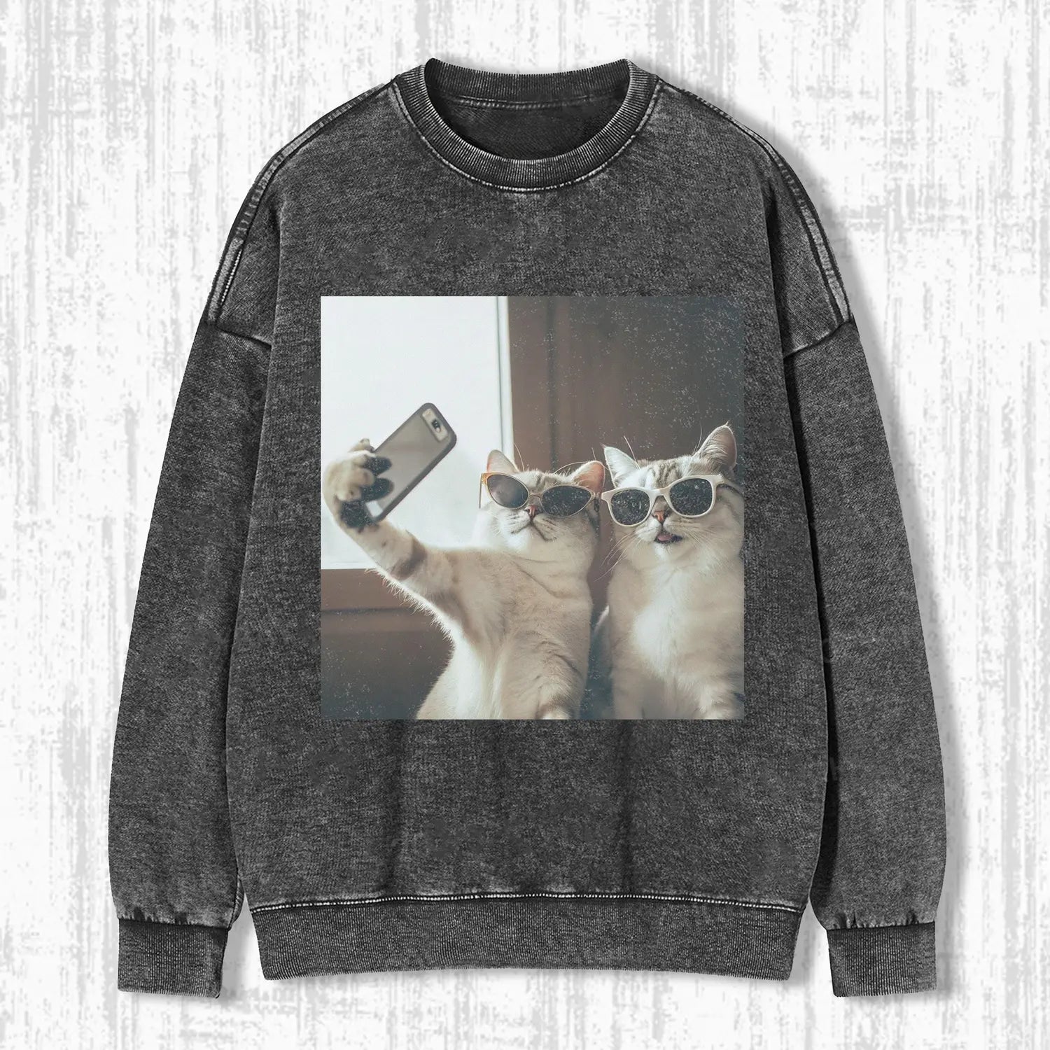 CAT TAKING A SELFIE 3.24 2.0 T-SHIRT - POPCHANGER