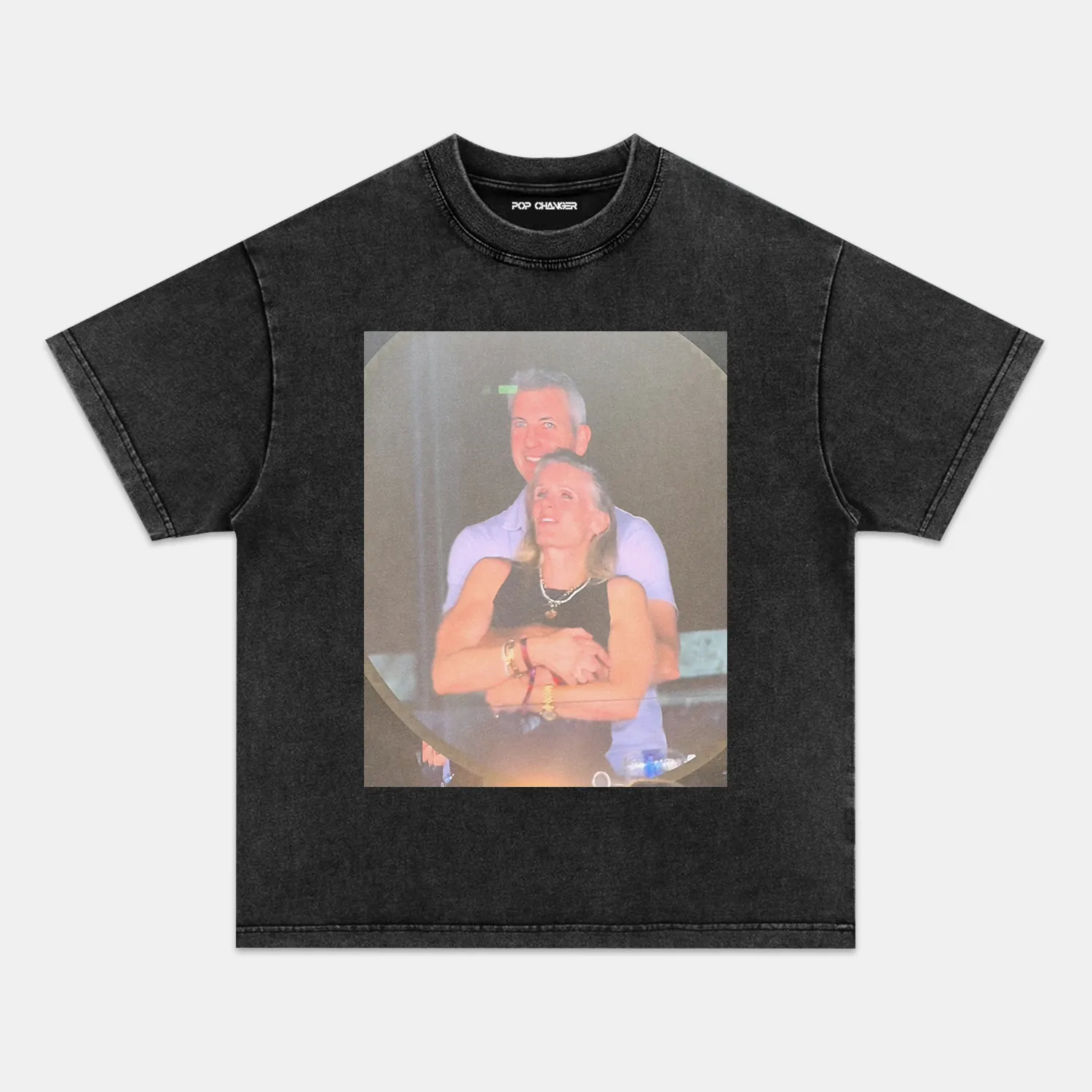 EMBRACE TEE - POPCHANGER
