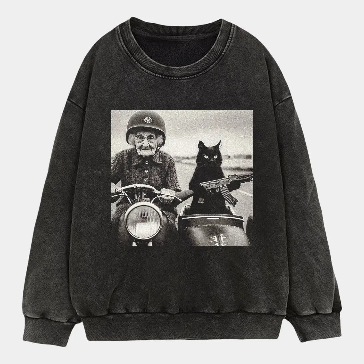 GRANDMA AND CAT TEE - POPCHANGER
