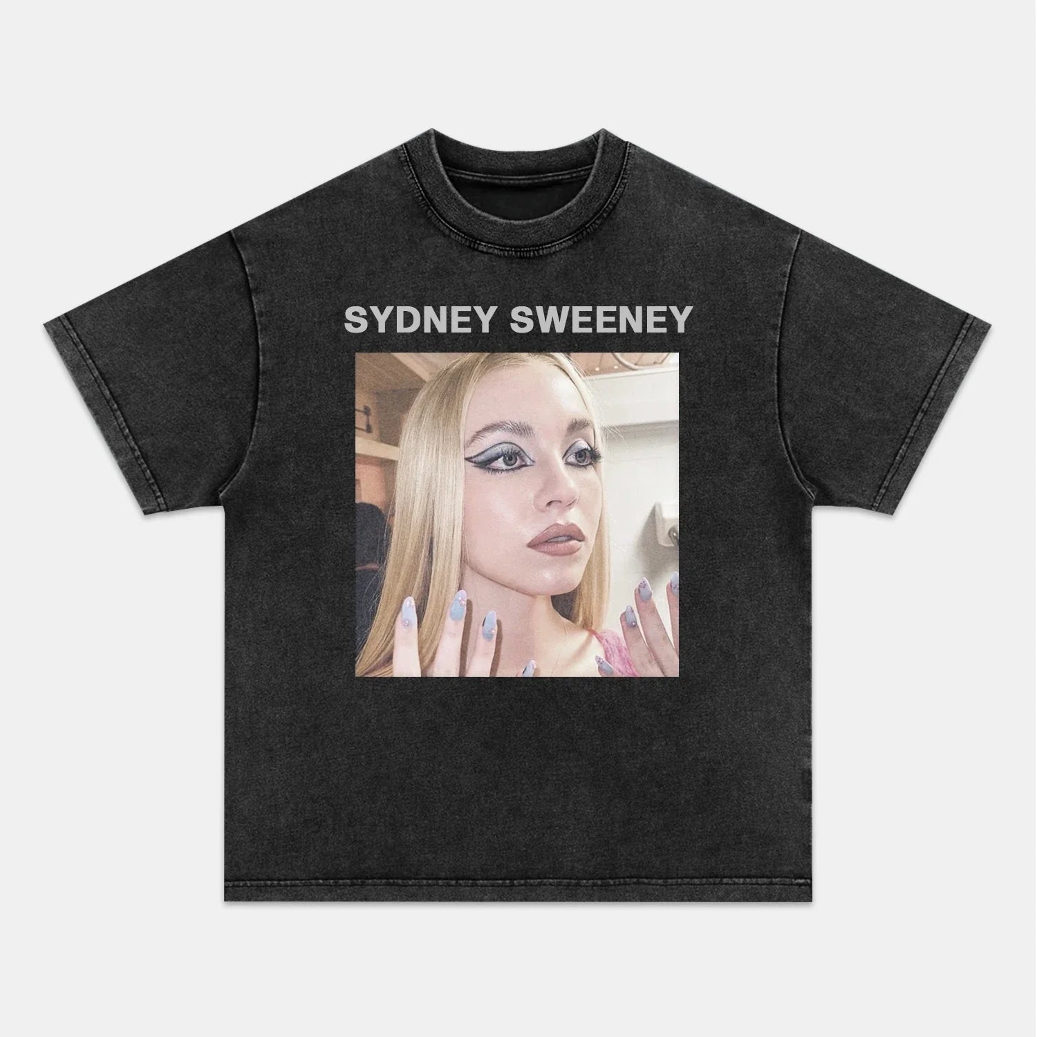 SYDNEY SWEENEY 2025 V3 TEE - POPCHANGER