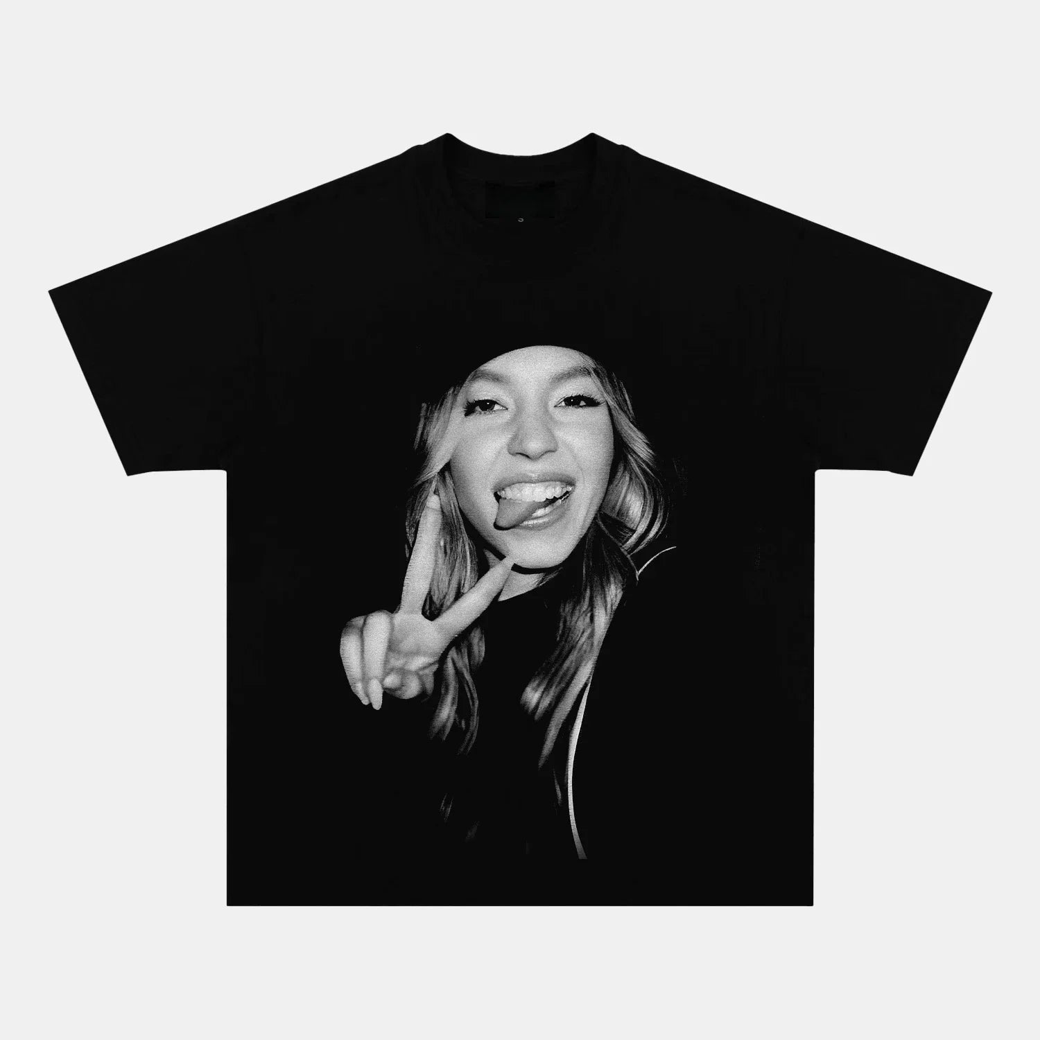 SYDNEY SWEENEY TEE 1.7 - POPCHANGER