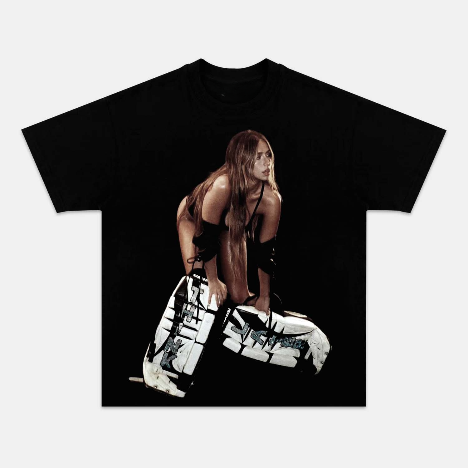 TATE MCRAE 2026 TEE 6.0