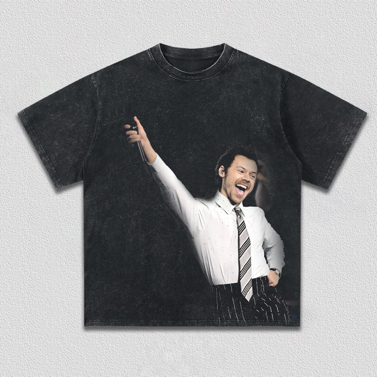 hARRY STYLES TEE 3.6