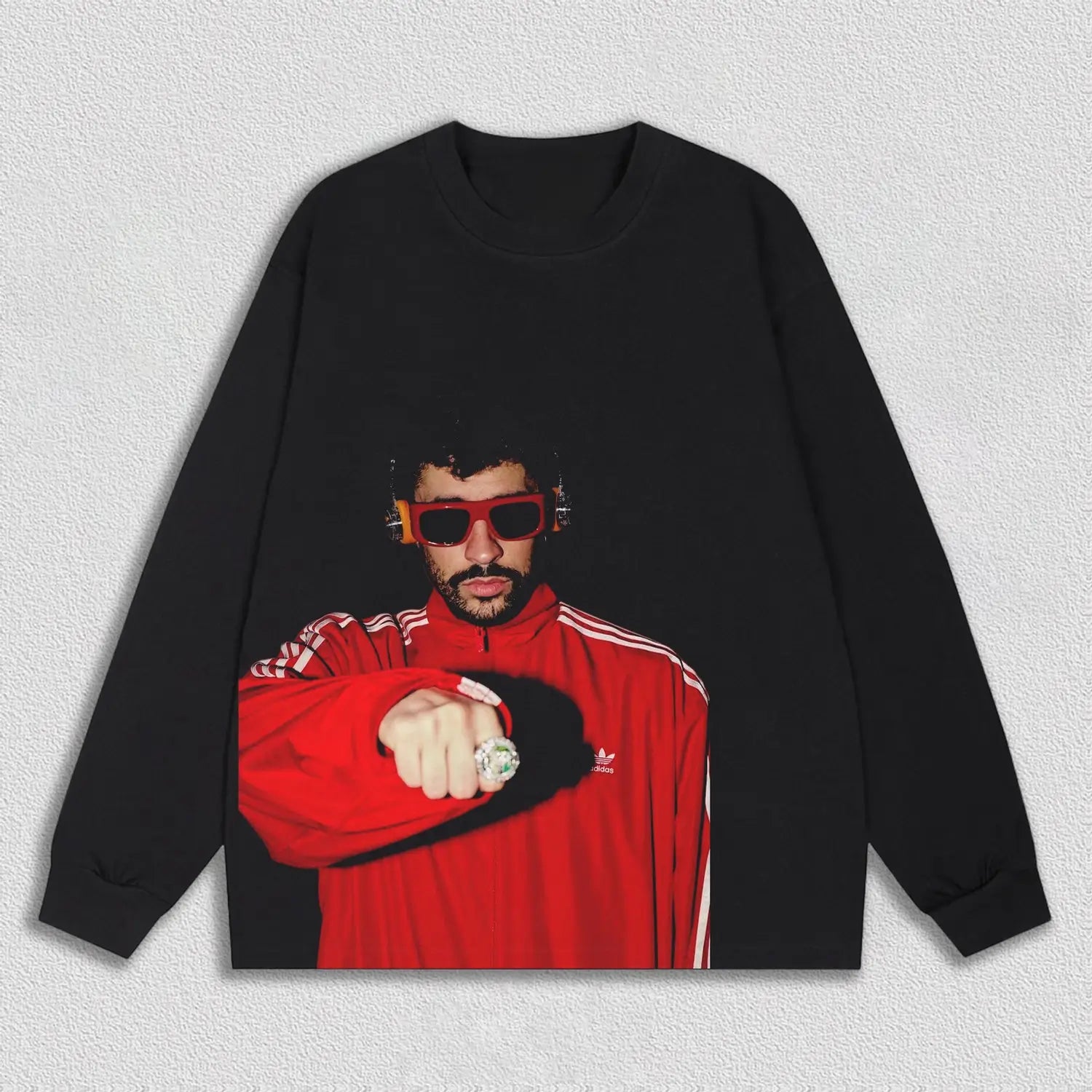 BLACK LONG SLEEVES T-SHIRT