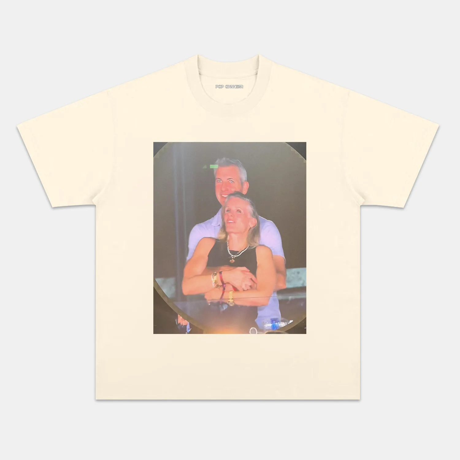 EMBRACE TEE - POPCHANGER