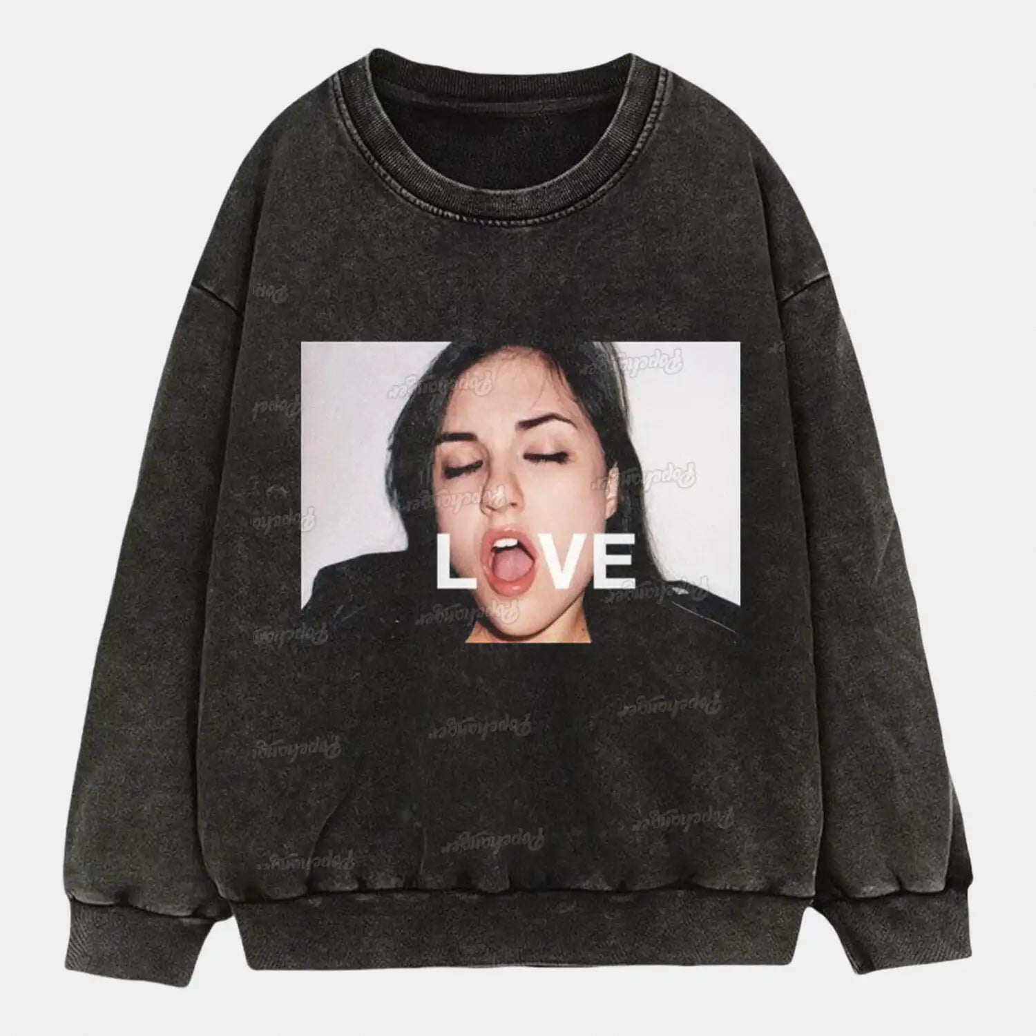 LOVE Tee