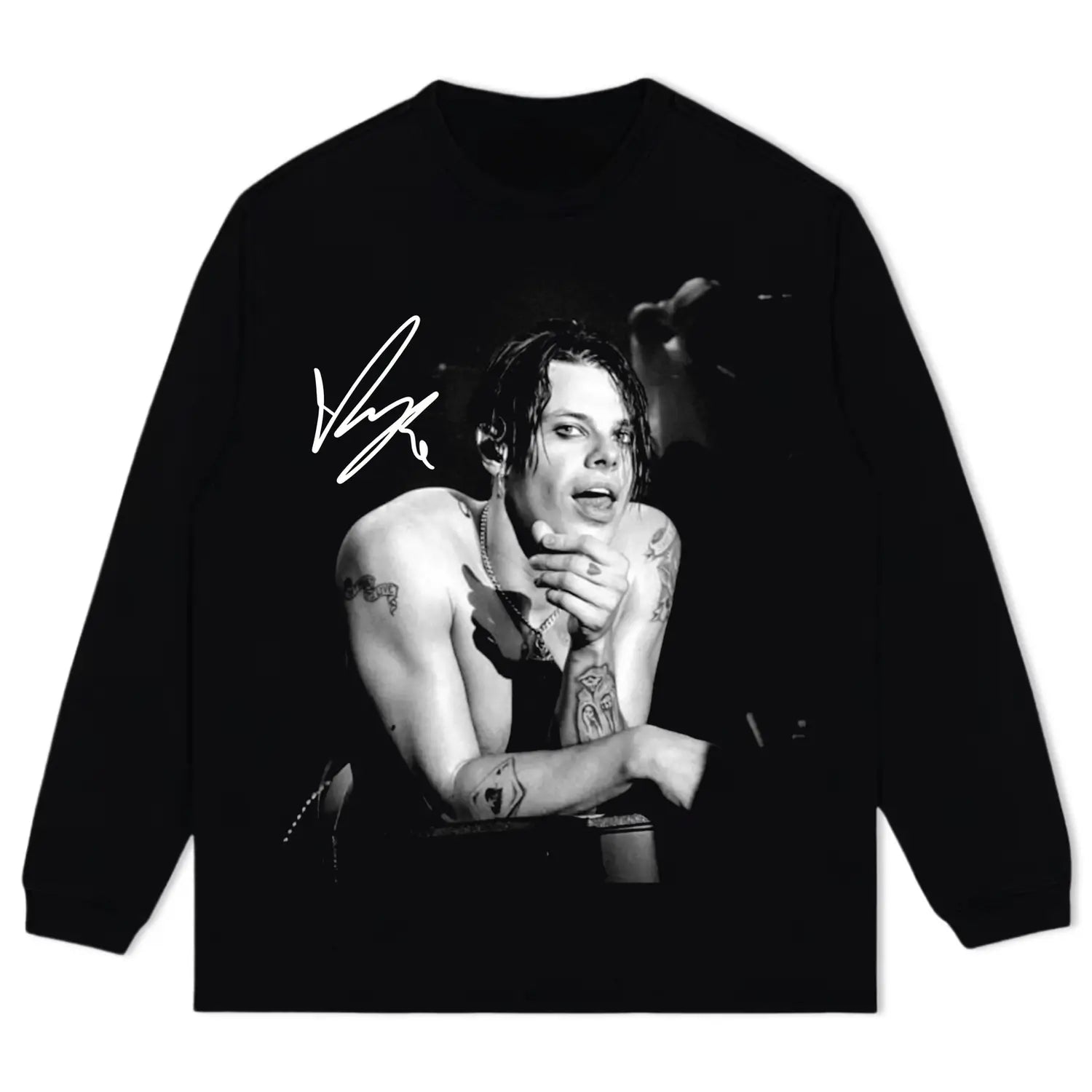 BLACK LONG SLEEVES T-SHIRT