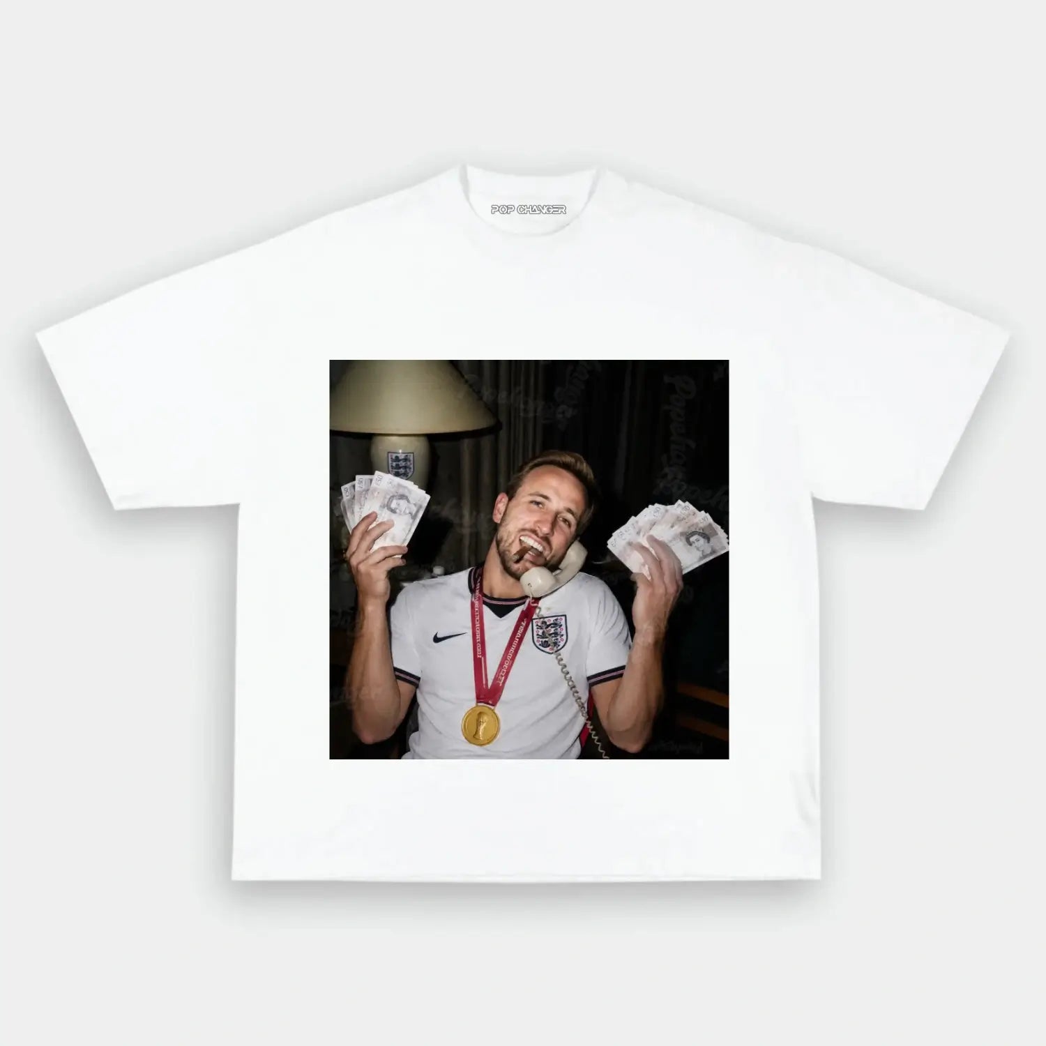 Royal White TEE 2.0 - POPCHANGER